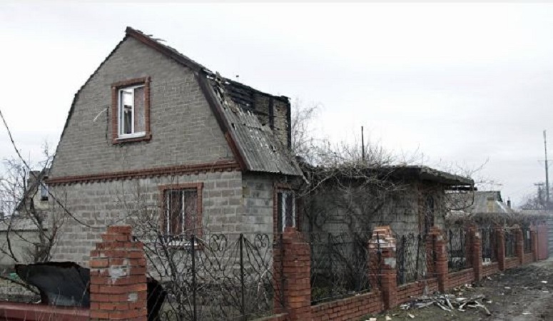 Хроники войны: Петровский район Донецка похож на пепелище Хроники войны: Петровский район Донецка похож на пепелище