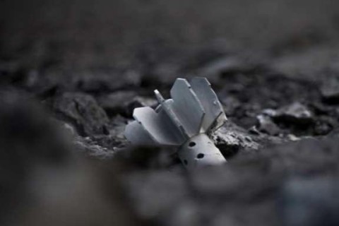 Новый взрыв на Донбассе: в ЛНР на мине подорван трактор