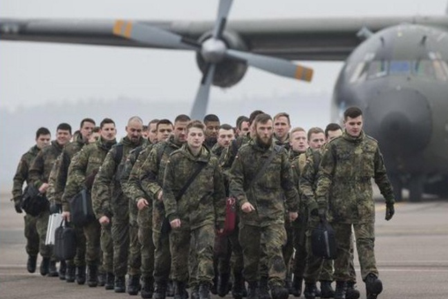 Русские Прибалтики напомнят солдатам НАТО о боевом братстве