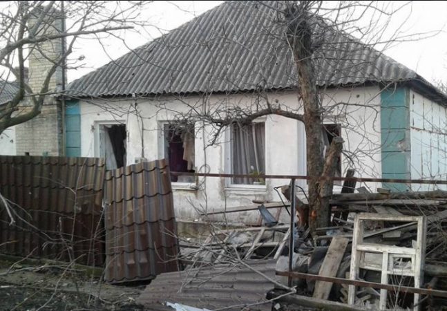 Украинские каратели безжалостно обстреливают Горловку в День Победы