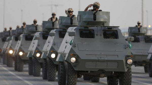 Саудовская Аравия ищет замену американскому оружию в России