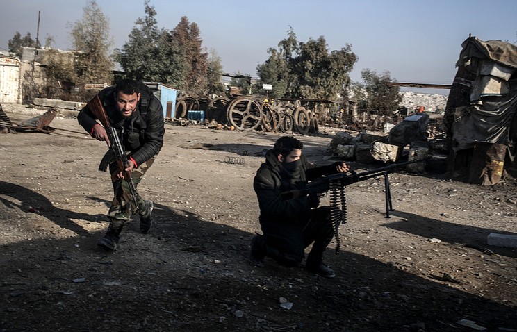Курды заняли хлопкопрядильную фабрику близ форпоста ИГ в сирийской Ракке