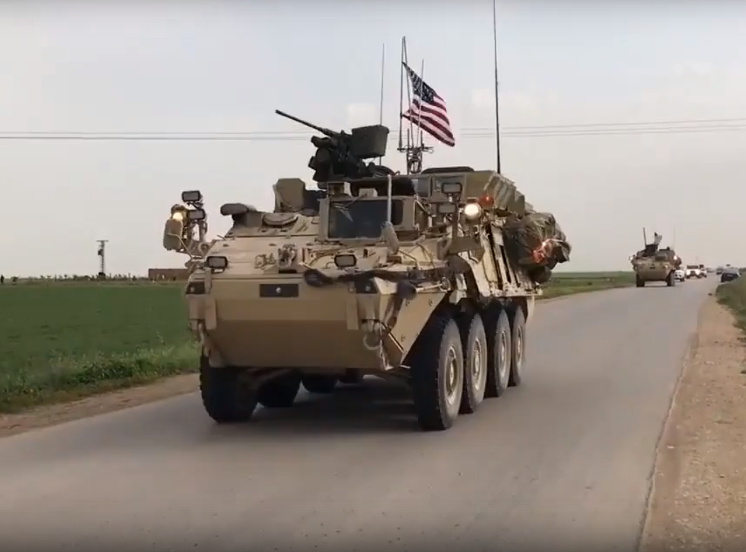 Американцы похвастались БТРами в Сирии