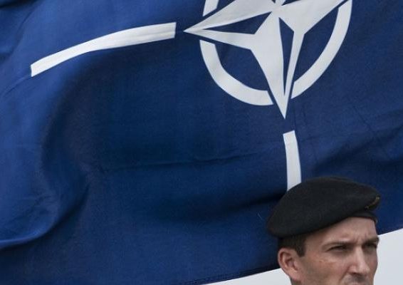 Словакия подняла вопрос о выходе из военного блока НАТО