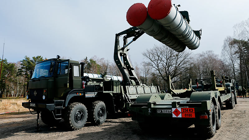 Встряхнули Каспий: полки С-300 и С-400 провели боевые пуски на Ашулуке
