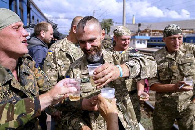 Пьянство солдат ВСУ: 65 случаев за месяц только в одной части