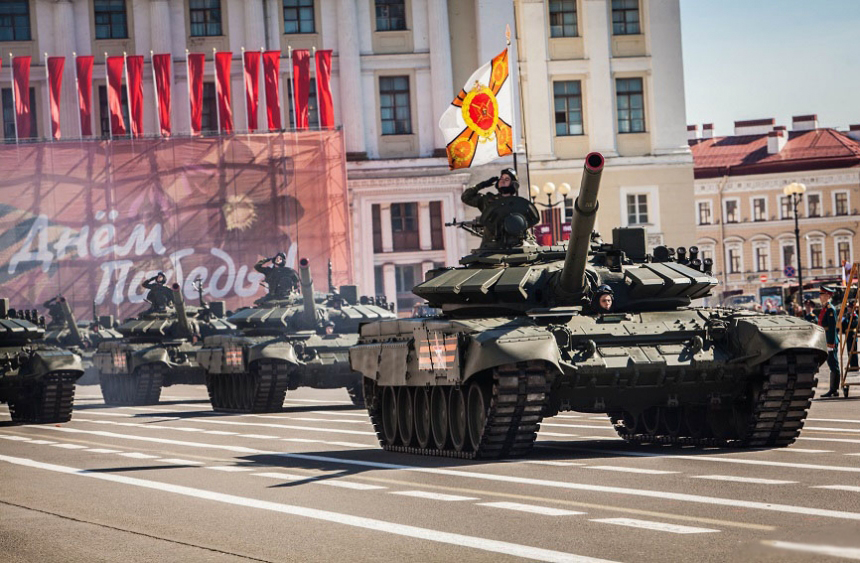Танков и зрелищ: чем удивит россиян парад на День Победы