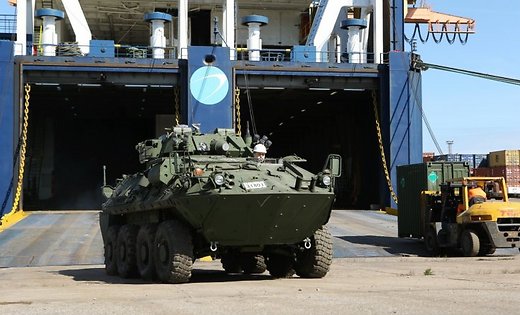 В Латвию прибыла канадская военная техника В Латвию прибыла канадская военная техника