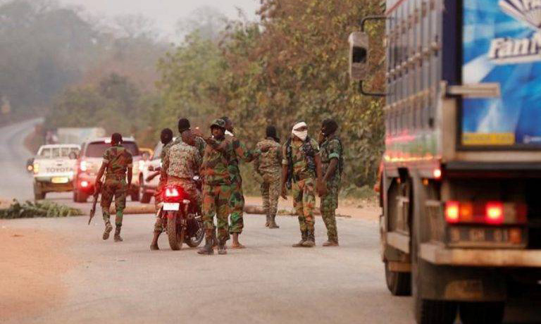 Взбунтовавшаяся армия Кот-д'Ивуара требует отставки правительства