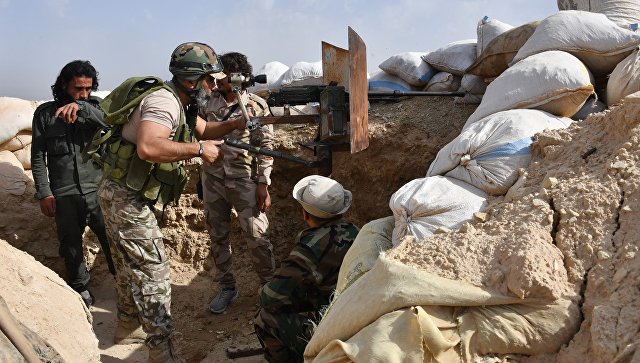 Армия Сирии ликвидировала более 60 боевиков ИГ близ аэродрома Дейр-эз-Зора
