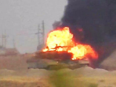 Один «двухсотый», три «трехсотых»: Солдаты НАТО подорвались в своем танке