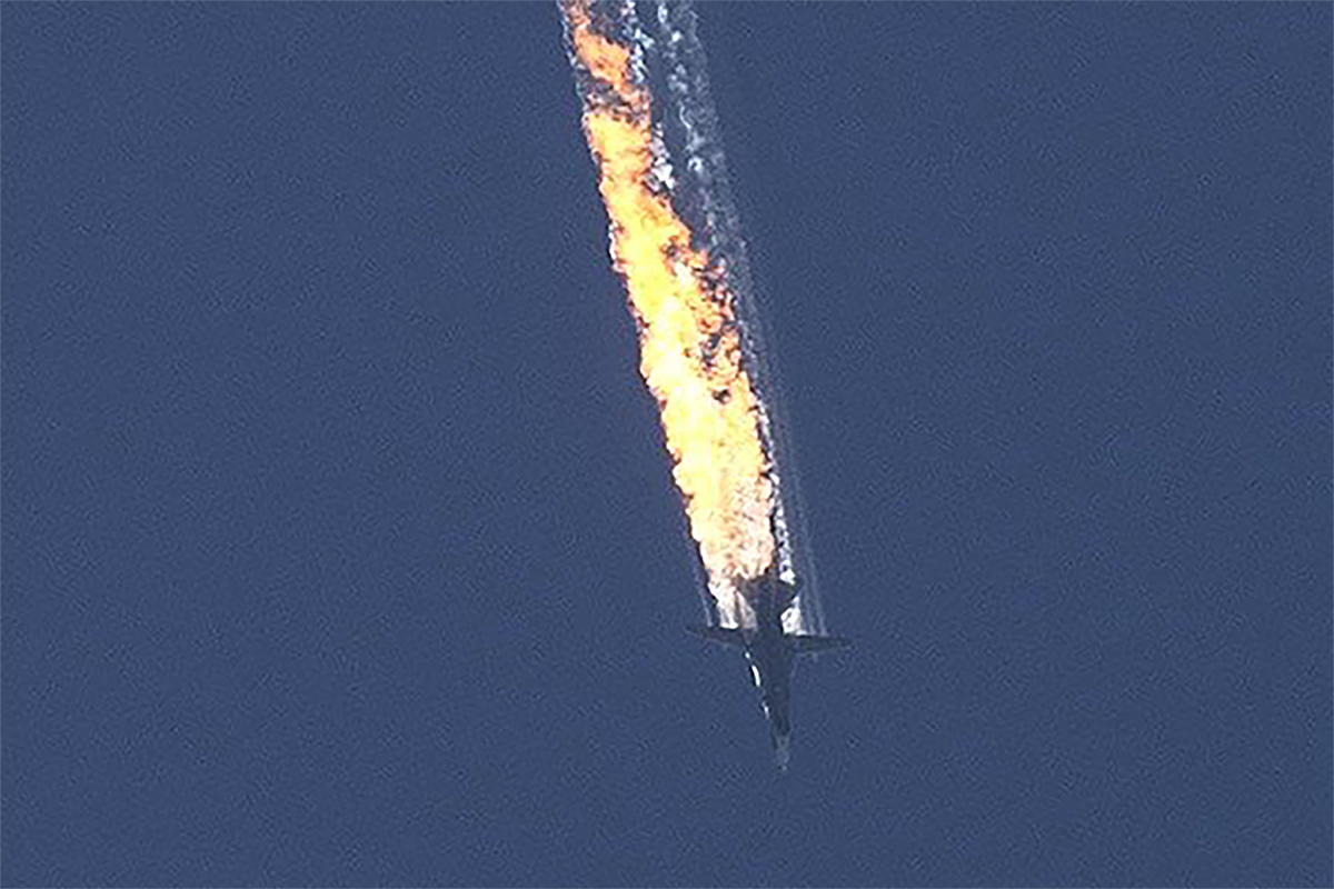 Сбитие российского самолета. Сбитый самолет в Турции Су 24.