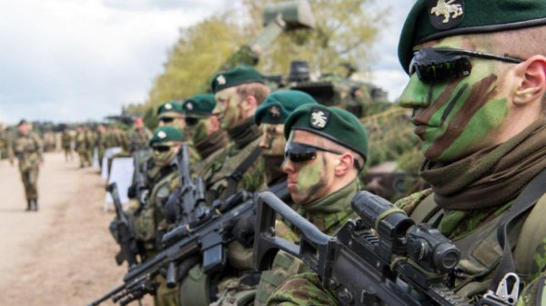 "Барбаросса 2.0": НАТО открывает прибалтийский фронт