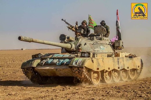 У сирийско-иракской границы китайские танки идут навстречу Т-72