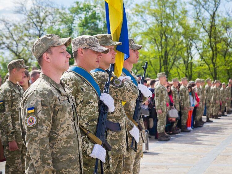 В Киеве хотят призвать всех боеспособных мужчин на войну с Россией