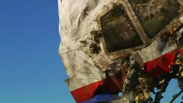 Су-27 с мертвым пилотом: СМИ доказывают виновность Киева в трагедии MH17