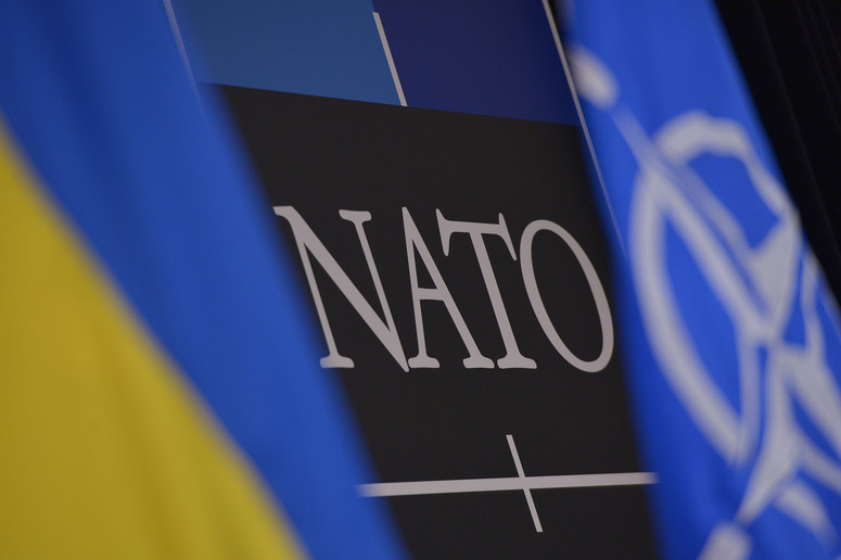 НАТО идёт в украинскую армию