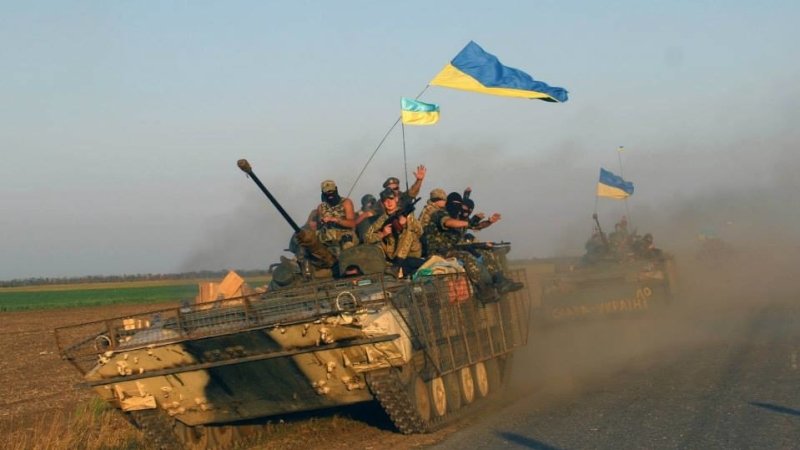 Украине ЛДНР не нужны: в Киеве готовятся к большой войне с Россией