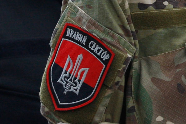 Война на Донбассе: Киев перебросил 150 «правосеков» к линии соприкосновения