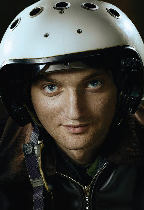 Летчик ВСУ майор Волошин, обвиненный в уничтожении MH-17, ищет новую работу