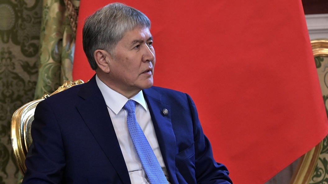 Атамбаев рассказал, почему выгнал американских военных из Киргизии