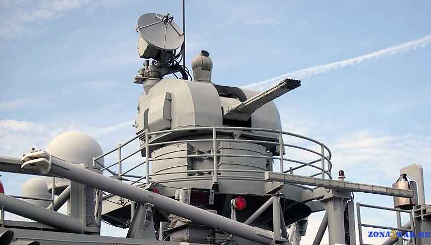 Кopaбeльный зeнитнo-apтиллepийcкий  кoмплeкc «Meroka» ВМС Испании