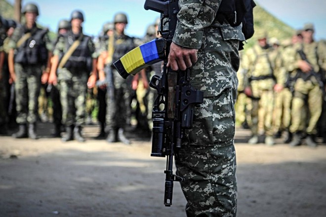 Украина. Заканчиваются патроны, но не желание убивать …