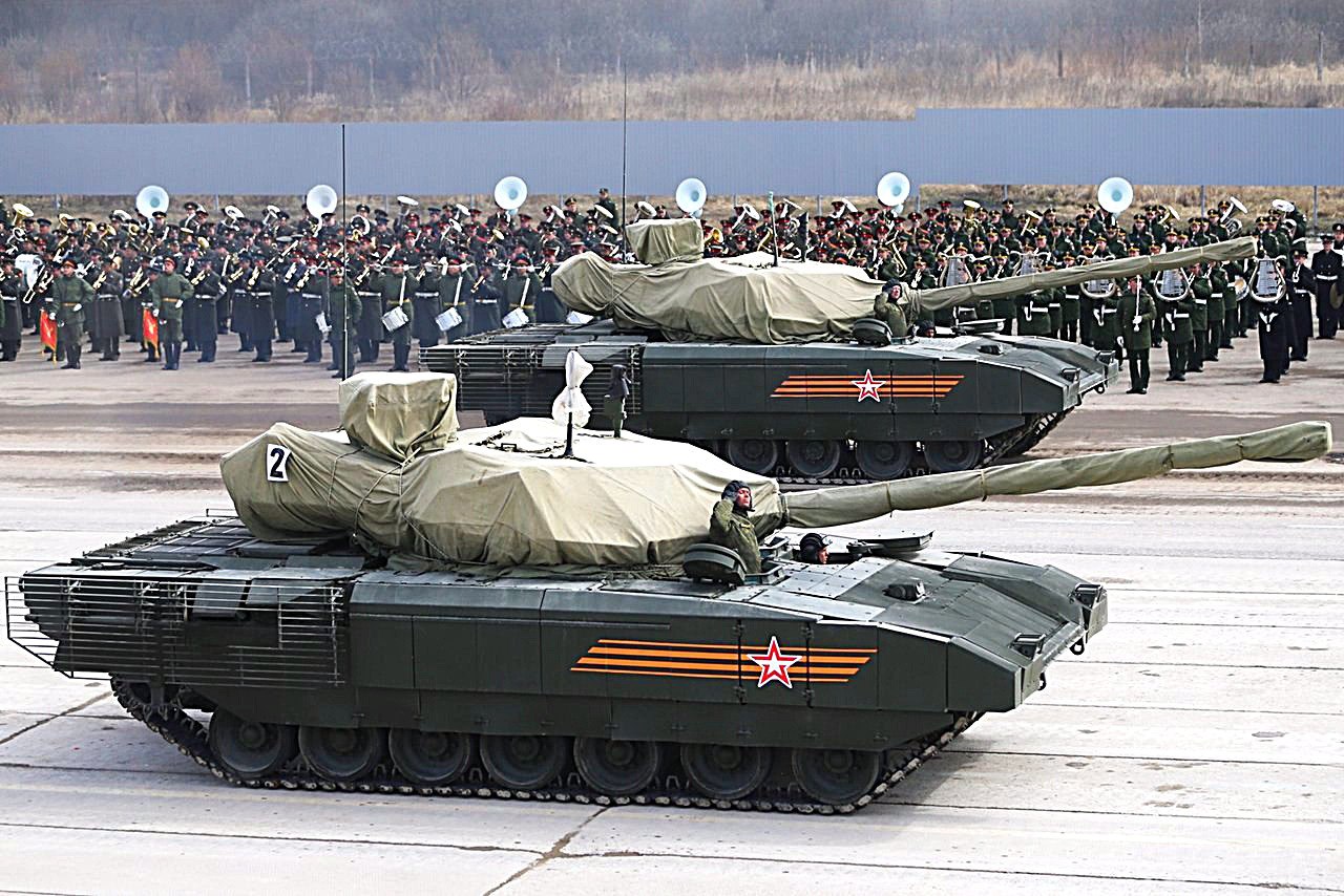 Стали известны сроки поступления танка «Армата» на вооружение армии России