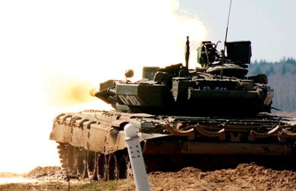 «Танковая карусель»: военные РФ отработают новую штурмовую тактику
