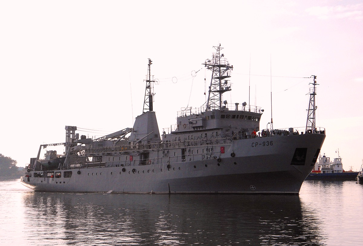 Что делают российские военные корабли у берегов Латвии?