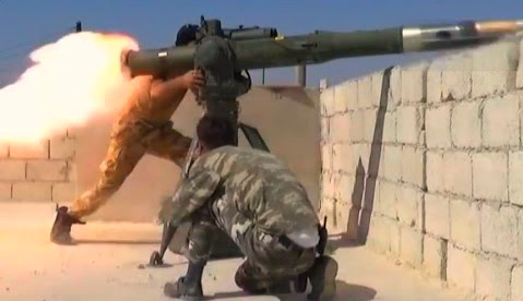 Боевики в Хаме засняли, как американский TOW ворвался в толпу бойцов САА