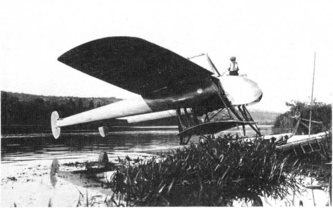 Опытный боевой гидросамолет компании Nieuport. Франция, 1913 г.