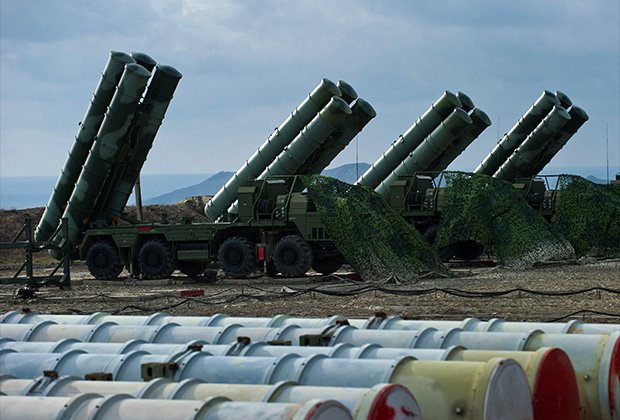 Россия получила десять заявок на поставку систем ПВО С-400