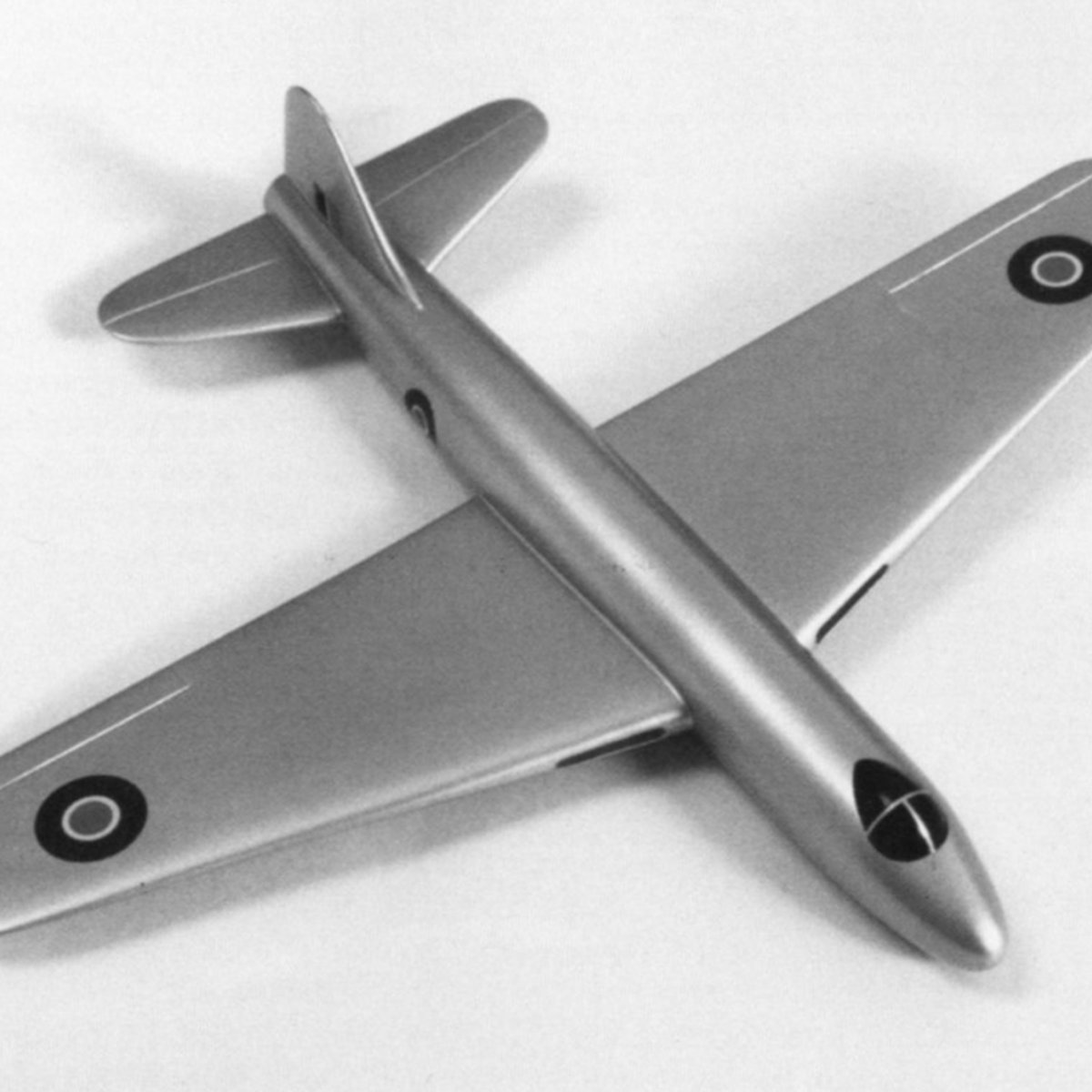 Первые британские реактивные бомбардировщики 1944-1951 годов