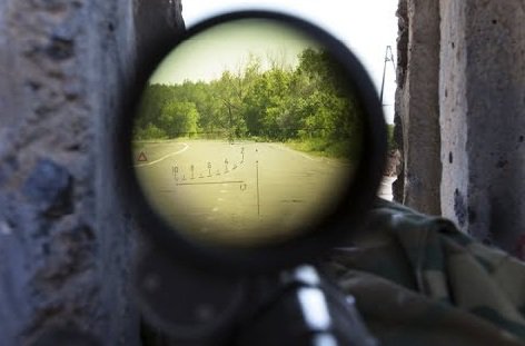 ВСУшники о войне на Донбассе: «Все спокойно, но снайпера нам жизни не дают»