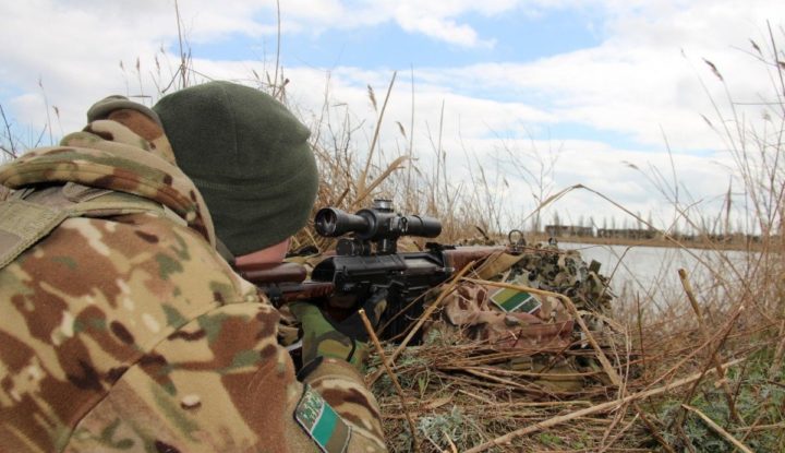 Украинским «стражам границы» выдали сверхточные снайперские винтовки