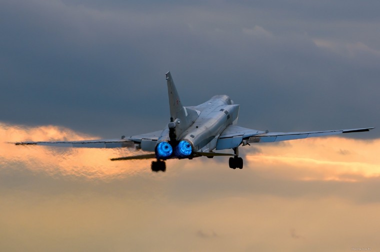 Конкуренты Ту-22М3: Китай выставил на «Авиадартс» потомков советских Ту-16