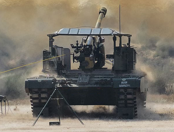 Индийcкaя 130-мм CAУ «Аrjun Саtaрult»