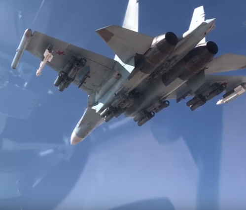 «Победный салют» Су-35 в Хаме: асы РФ догнали и эффектно накрыли ЗУ-23 ИГ