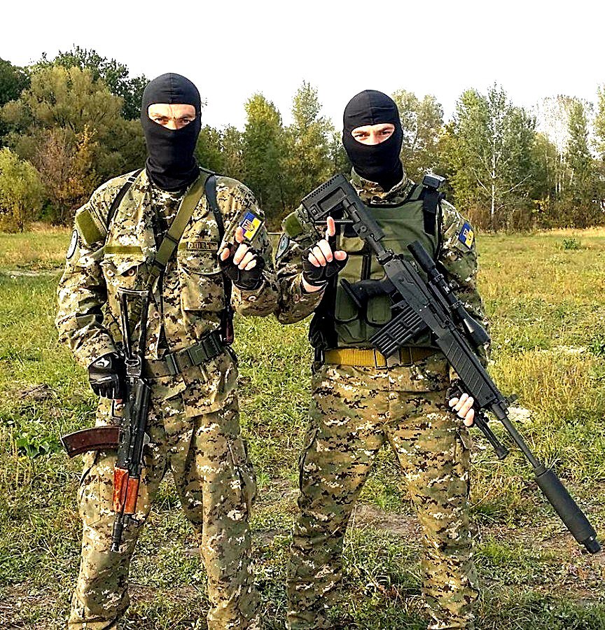 Иностранцы на охоте за ополченцами: Снайперы-наемники ВСУ прибыли в Донбасс