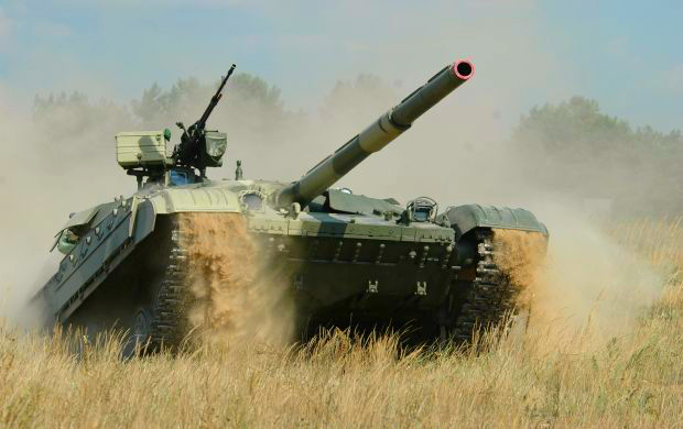 Ополченцы на камеру показали «отжатый» у солдат ВСУ танк Т-64БМ «Булат»