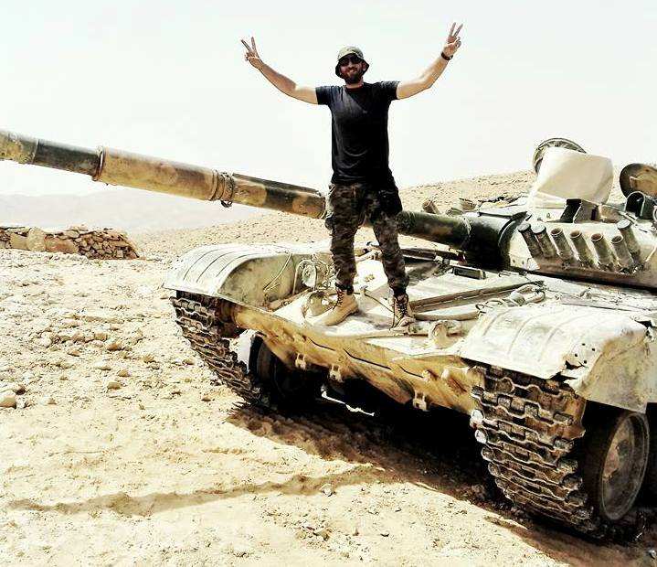 Безвыходное положение заставило боевиков продать Сирийской армии танки