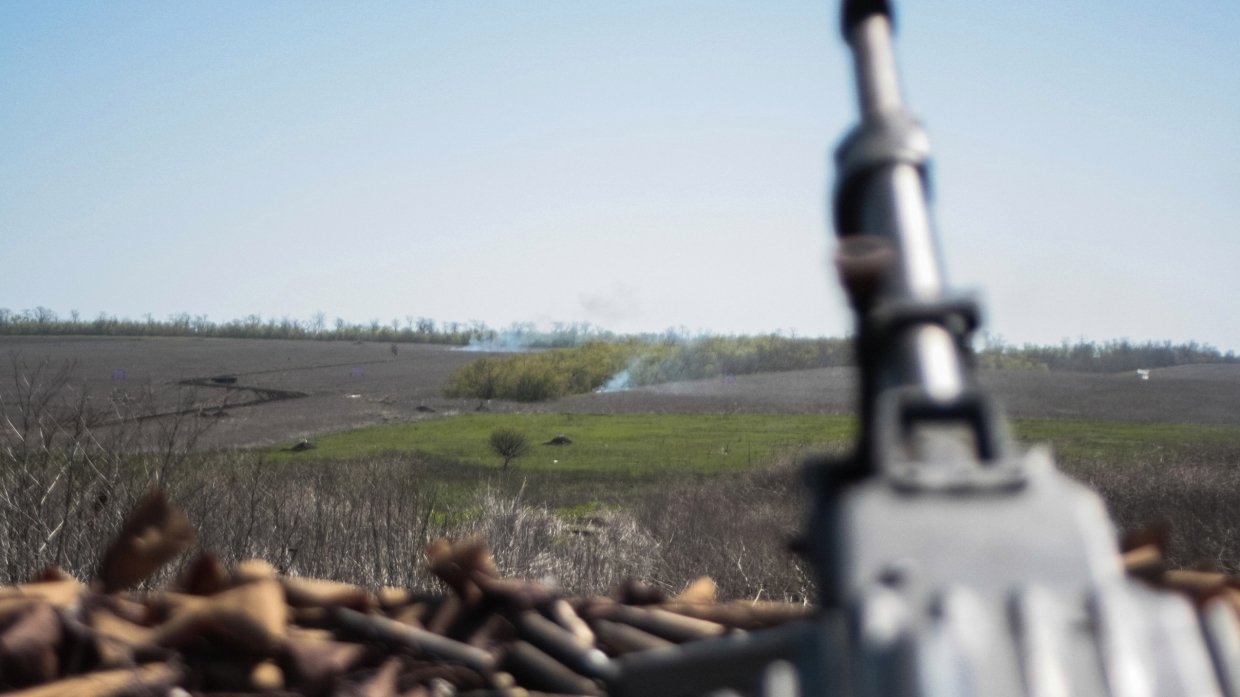Донбасс: мотострелки, танкисты и артиллеристы ЛНР подняты по тревоге