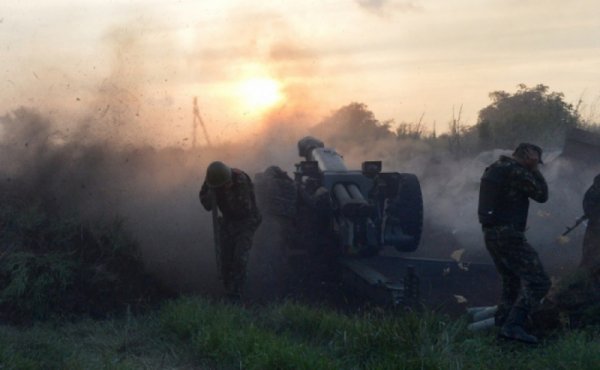 Обстреливавших Донбасс украинских боевиков разорвала собственная пушка