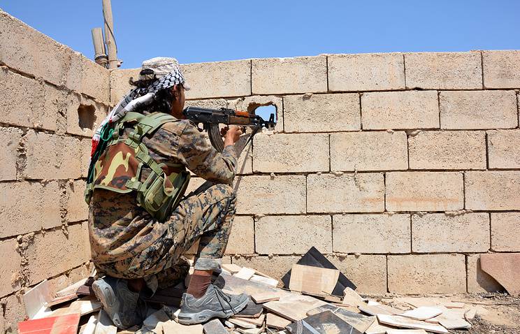 Cирийская армия сняла блокаду с аэродрома Дейр-эз-Зора