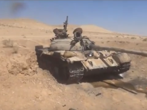 Разгромленные войска ИГ в битве за Дайр-эз-Зор попали в объектив камеры