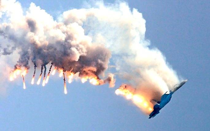 Россия предупреждала пилотов США не повторять фигуры высшего пилотажа на Су-27