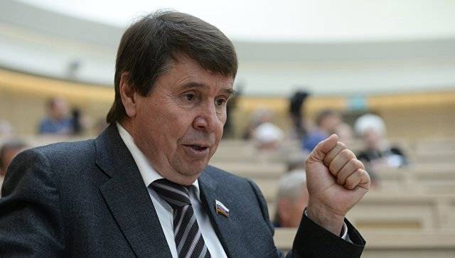 Сенатор Цеков: США и Украина заинтересованы в продолжении войны в Донбассе