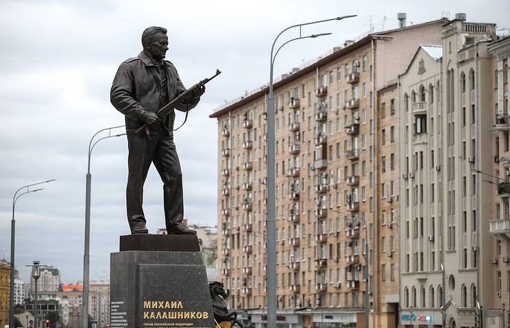 РВИО: на памятнике Калашникову не будет новых изображений взамен ошибочного