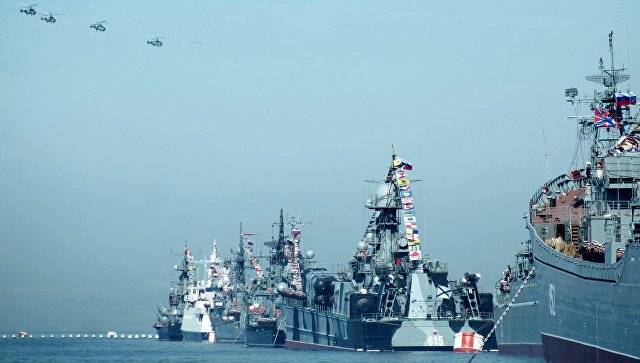 Черноморский флот начал учения на границе с Украиной